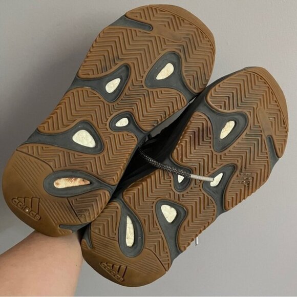 adidas Yeezy Boost 700 V2 Sneakers - Women's 7 / Men's 6 (2019) - Picture 8 of 12